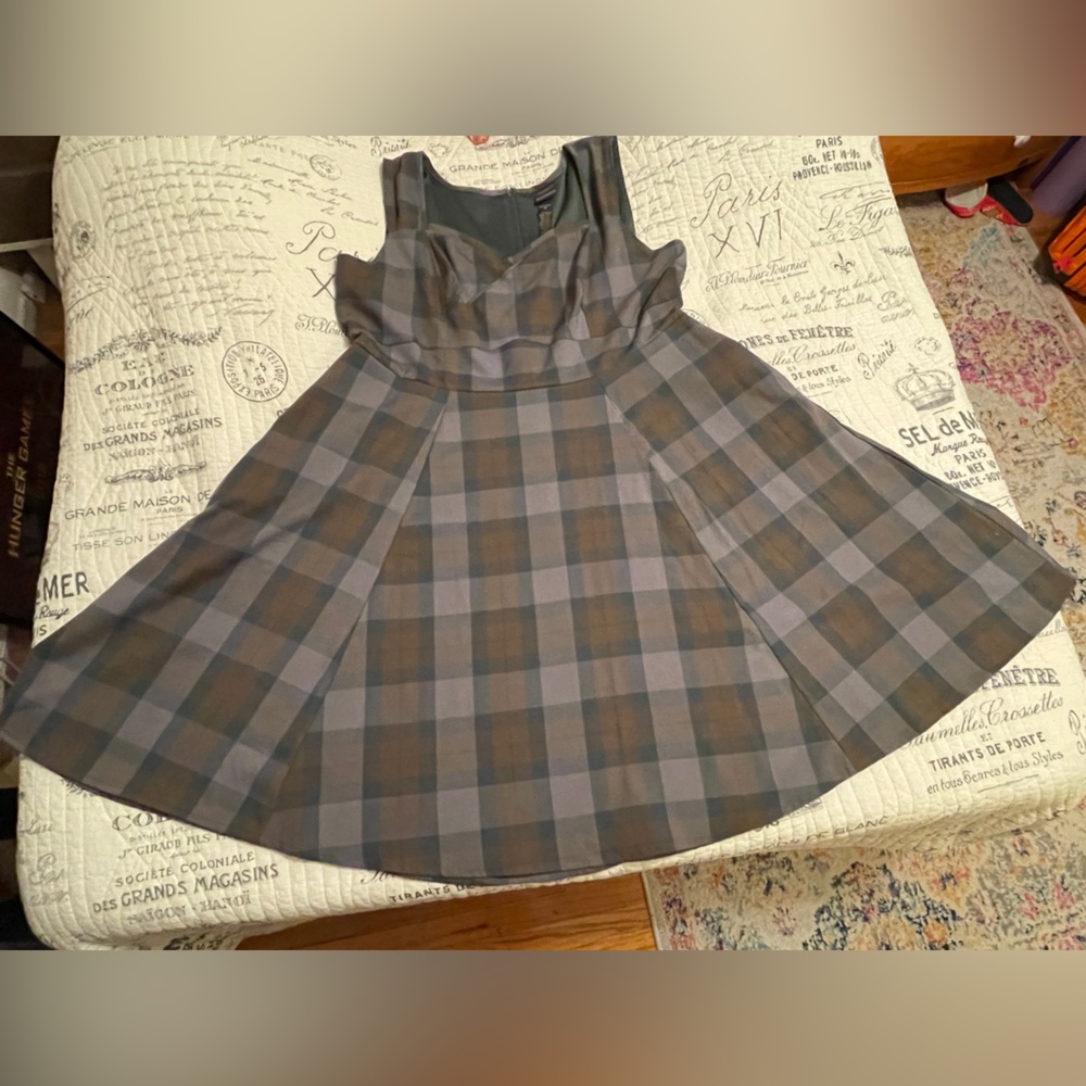 Torrid Outlander Plaid Dress in Green and Brown size 24